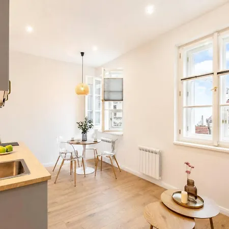 Luxury Boutique | Heart Of Old Town Apartment Prague